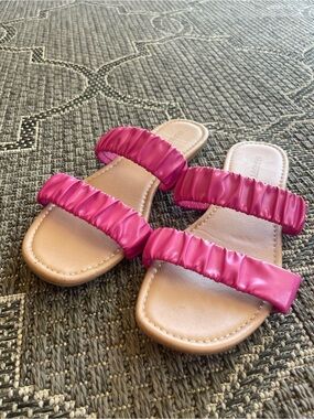 Old Navy Pink Ruched Double-Strap Slide Sandals